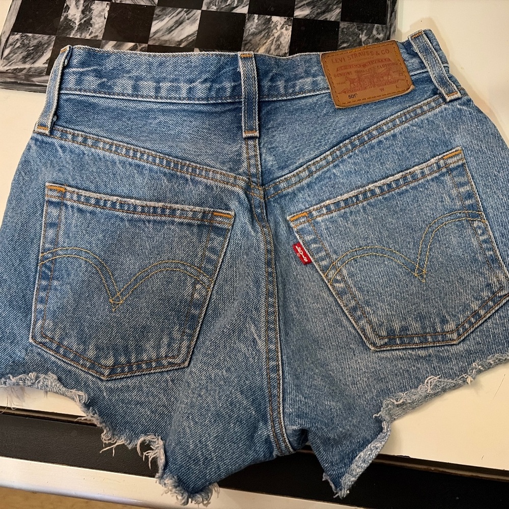 Woman’s Levi’s Jean shorts